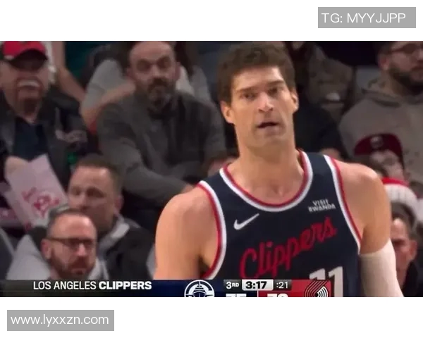 布鲁克洛佩斯：从篮坛新星到冠军中坚的华丽转身与成长之路